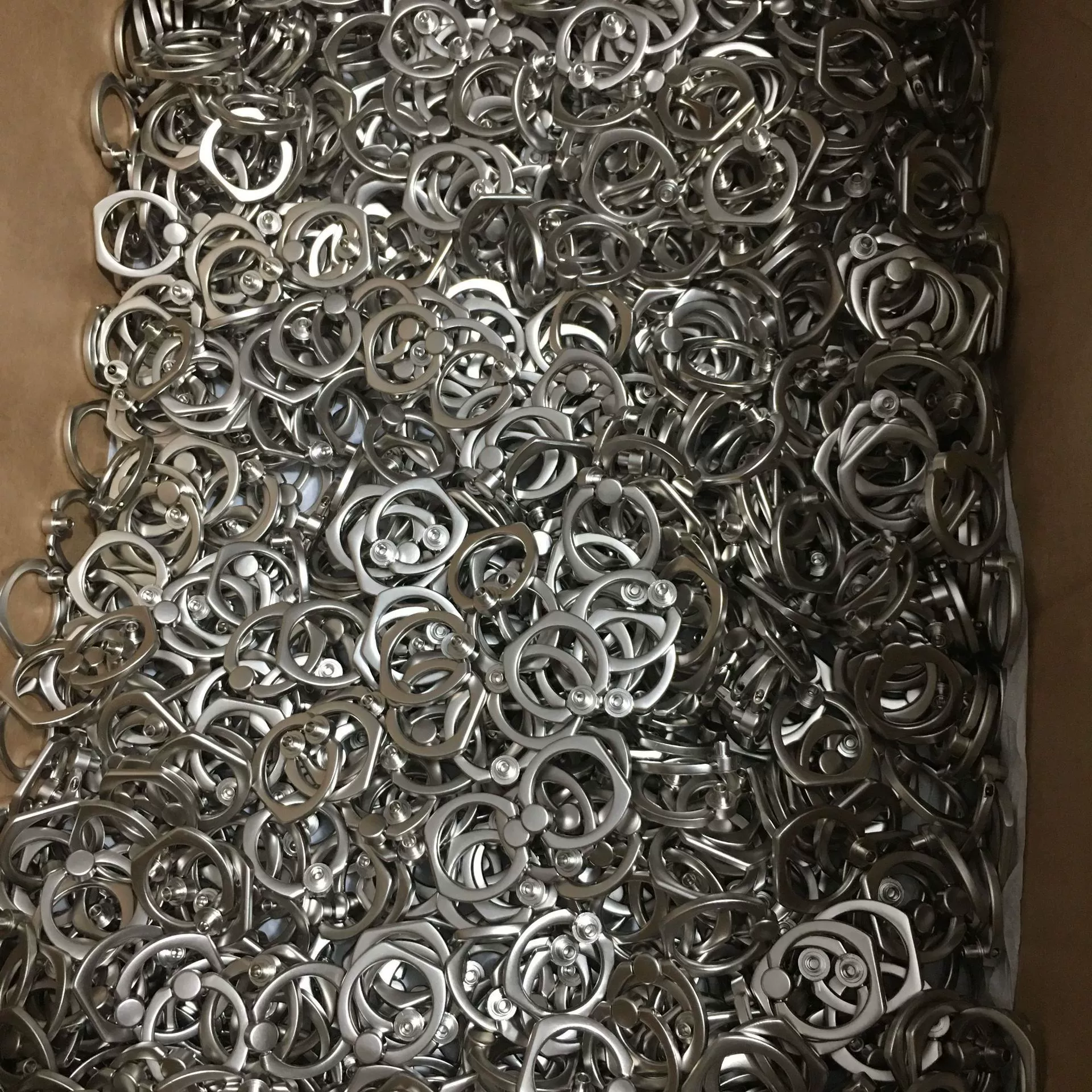 散装手机指环扣背贴烤漆环手机壳配件支架指环五金配件素材批发 - 图片 3